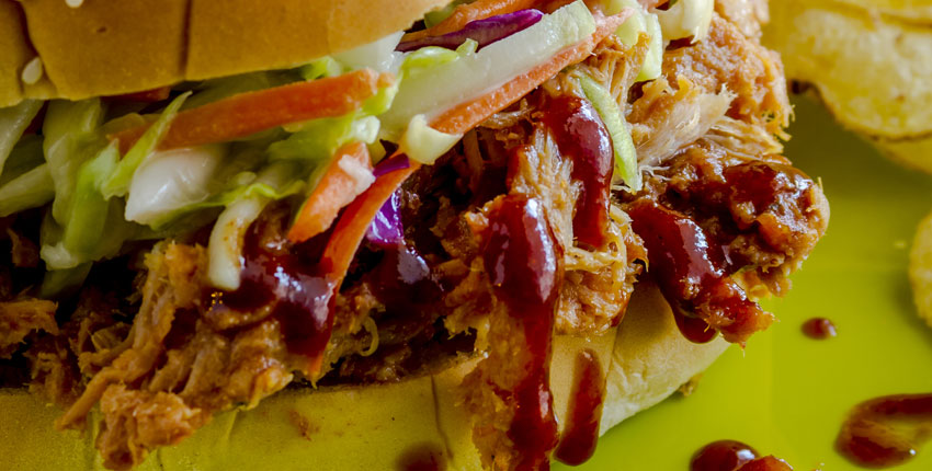 Slow Cooker BBQ Pulled Pork Sandwiches